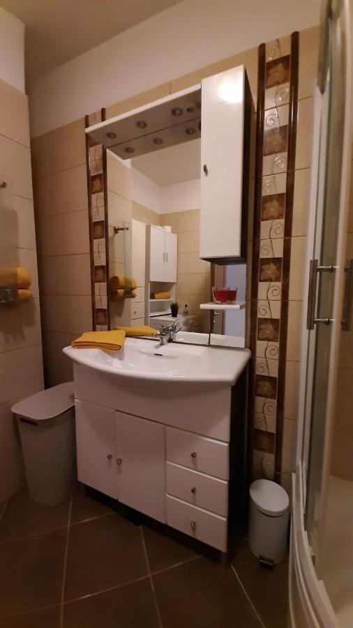 Apartman Ana & Marta Senj  Eksteriør bilde