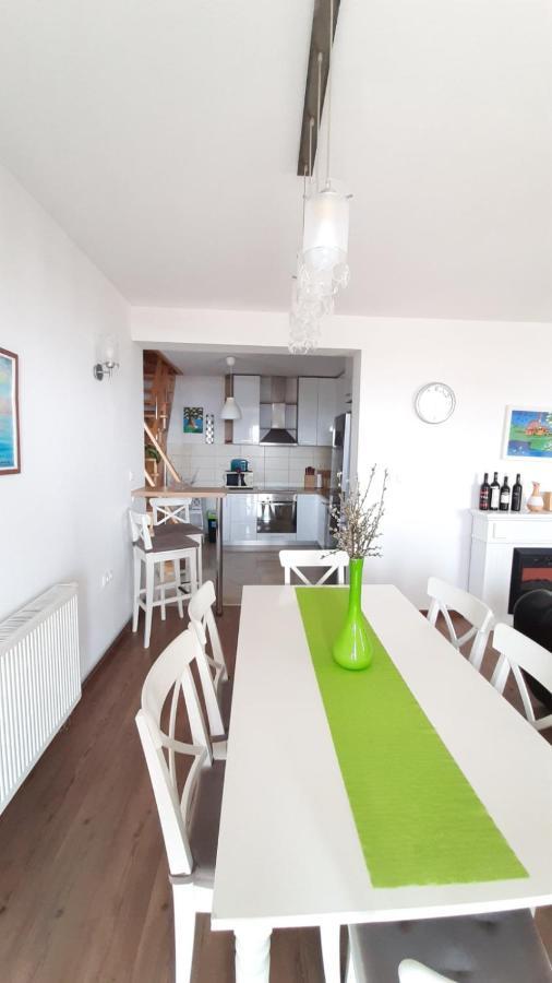 Apartman Ana & Marta Senj  Eksteriør bilde