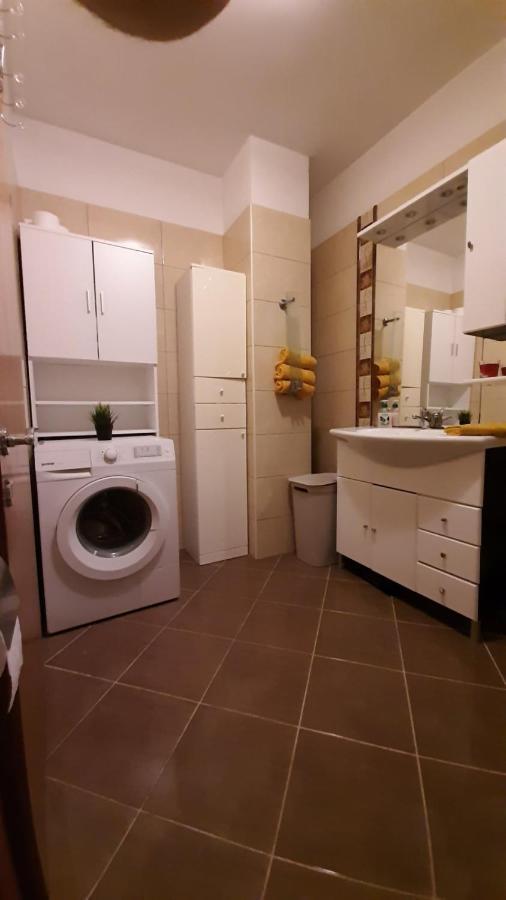Apartman Ana & Marta Senj  Eksteriør bilde