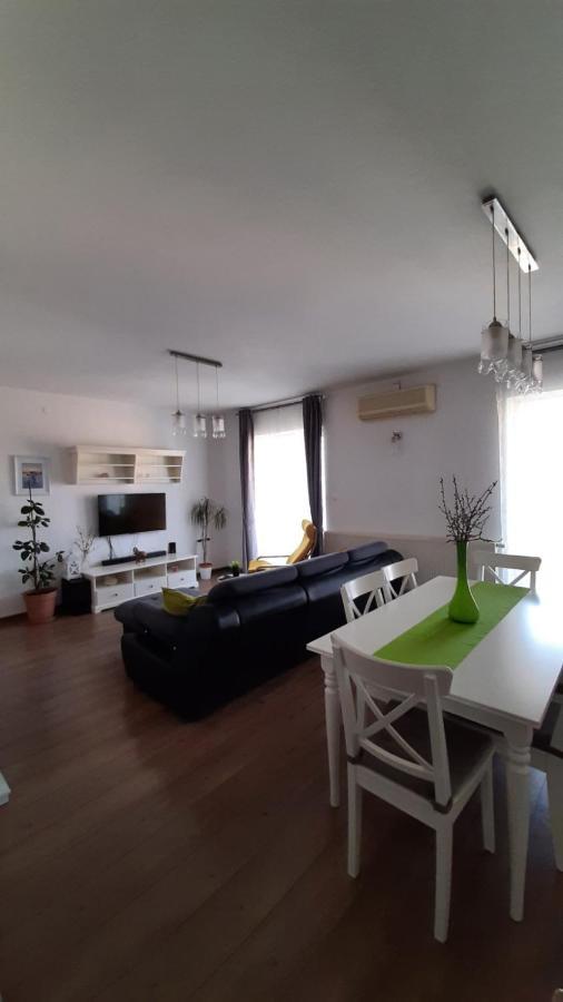 Apartman Ana & Marta Senj  Eksteriør bilde